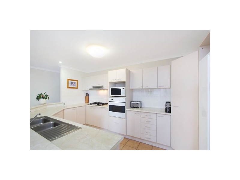 25 Champagne Drive, Tweed Heads South NSW 2486