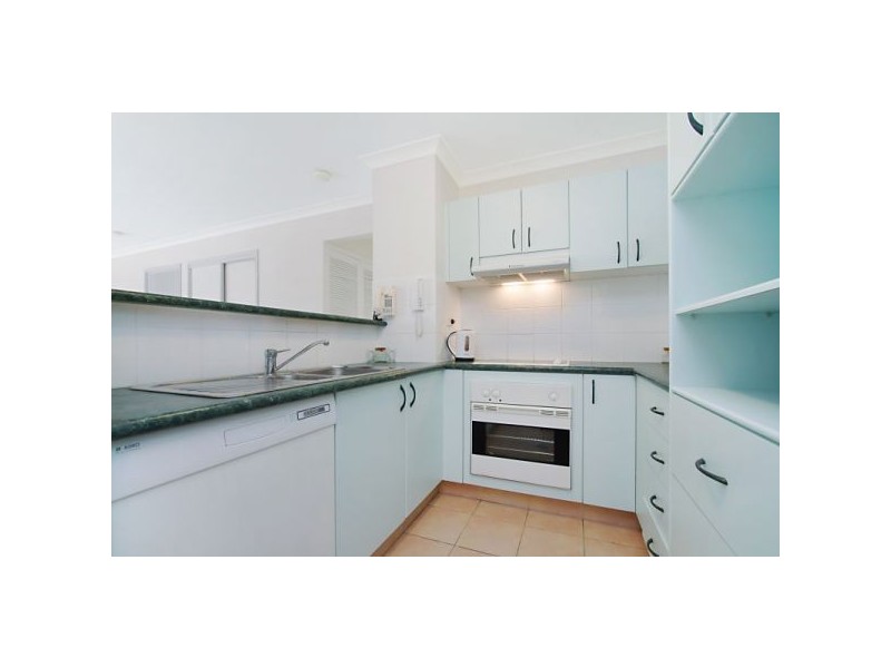 11/205 Boundary Street, Rainbow Bay QLD 4225