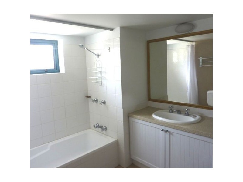 220/199 “Calypso Plaza” Griffith Street, Coolangatta QLD 4225