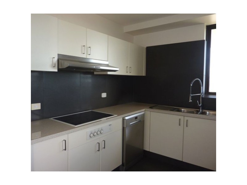 2203 “Pinehurst Aparments” Kirkwood Road, Tweed Heads South NSW 2486