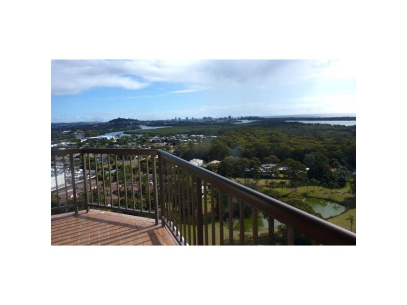 2203 “Pinehurst Aparments” Kirkwood Road, Tweed Heads South NSW 2486