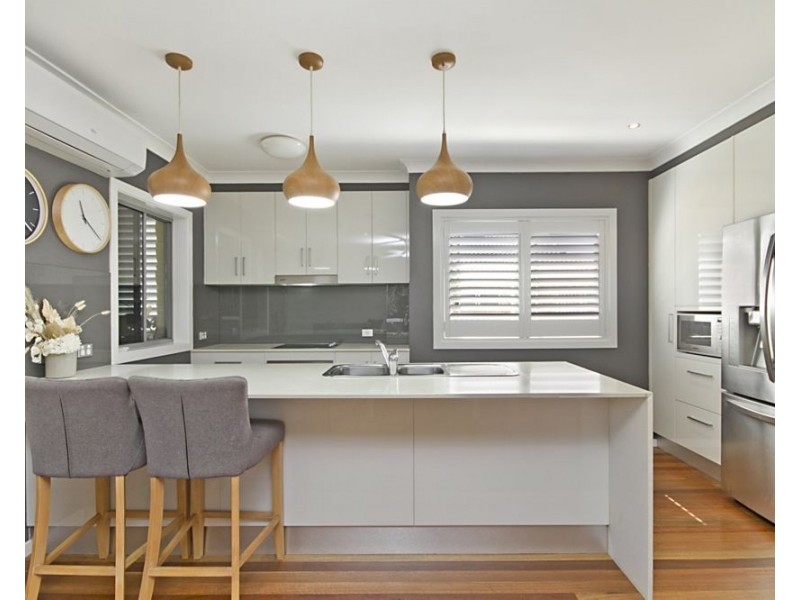 4/3 Carmichael Close, Coolangatta QLD 4225