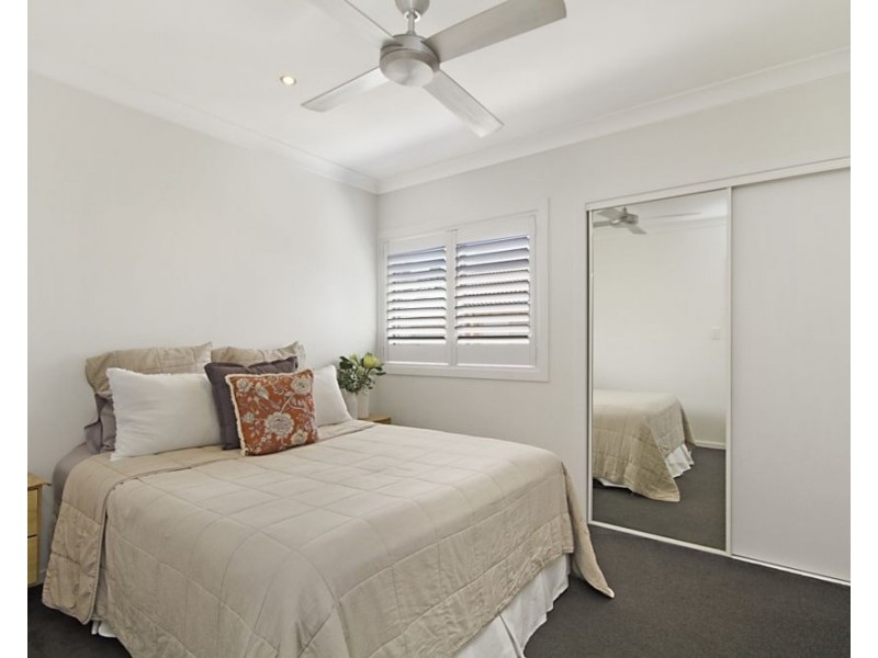 4/3 Carmichael Close, Coolangatta QLD 4225