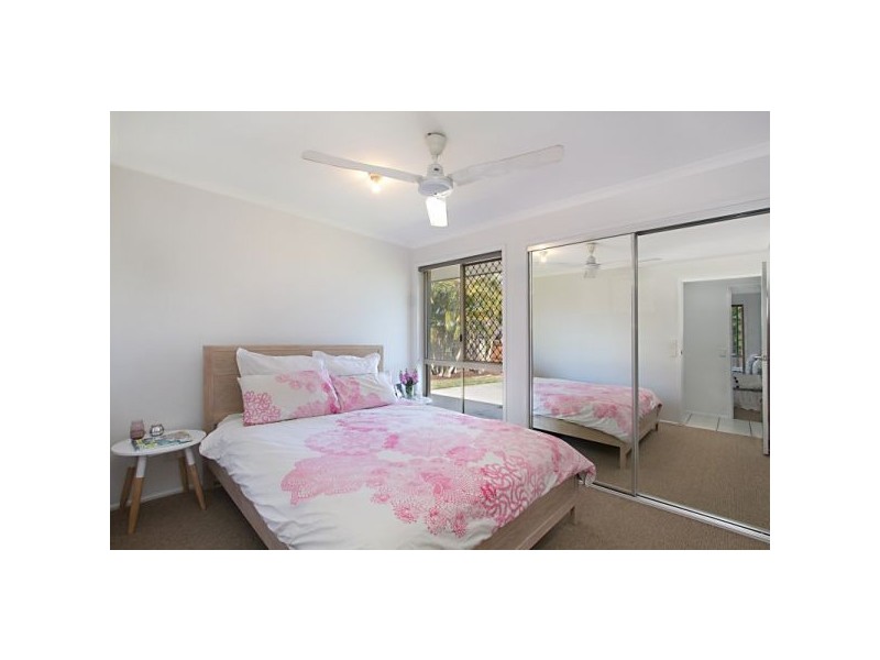 56 Silvabank Drive, Varsity Lakes QLD 4227