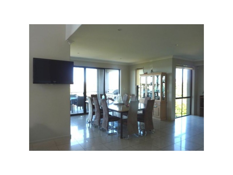 34 Hibiscus Parade, Banora Point NSW 2486