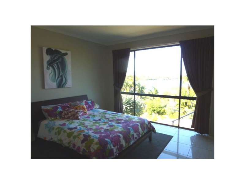 34 Hibiscus Parade, Banora Point NSW 2486