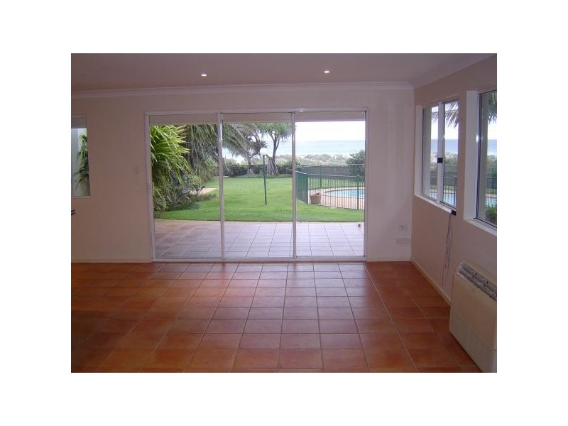 14 Darwalla Avenue, Currumbin QLD 4223