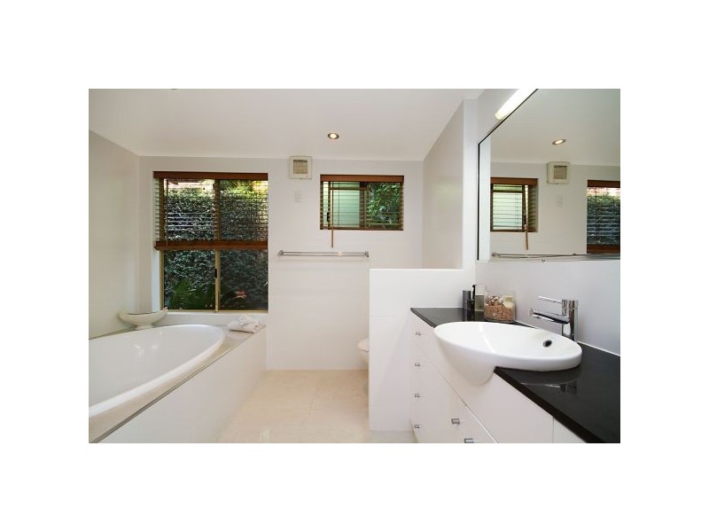 18 Anconia Avenue, Tweed Heads West NSW 2485