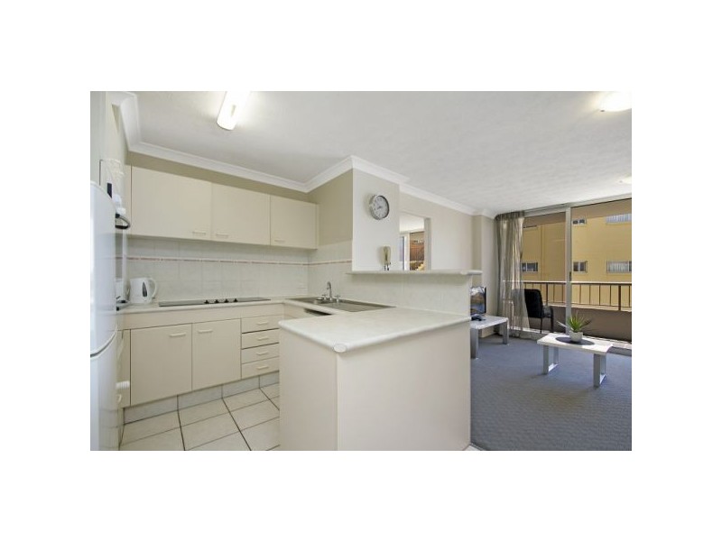 4/3-5 Ward Street, Rainbow Bay QLD 4225