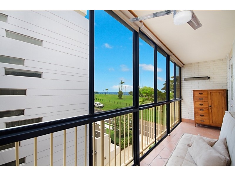 3/22 Hill Street, Rainbow Bay QLD 4225