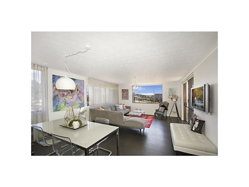 2/24 Hill Street, Rainbow Bay QLD 4225