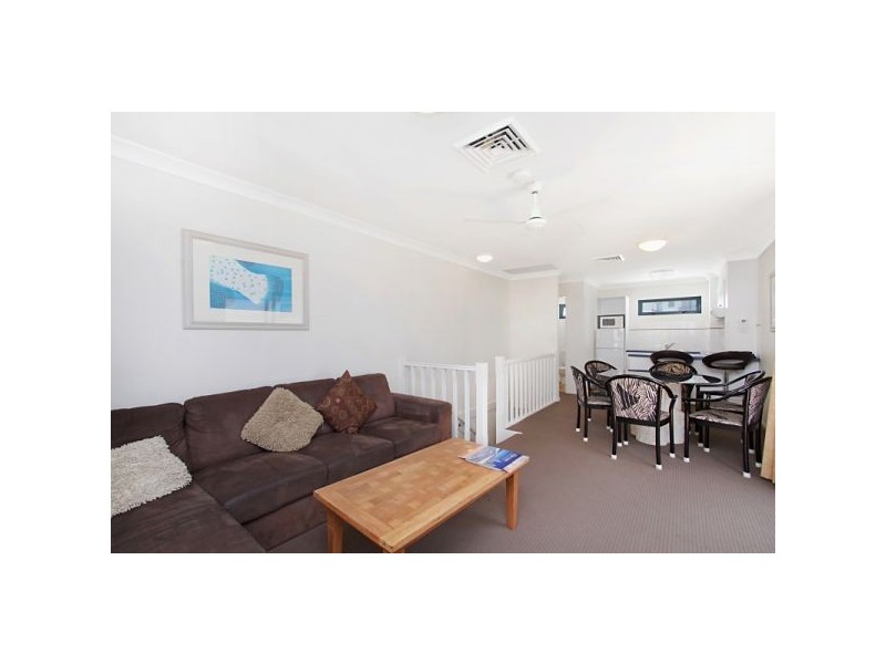 411/99 Griffith St, Coolangatta QLD 4225