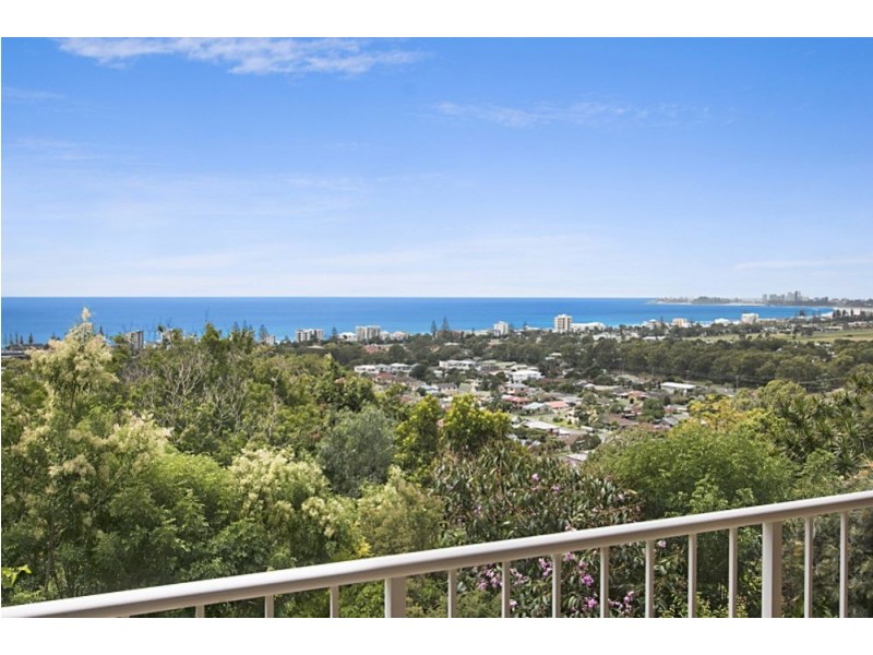 9 Bob Barnard Drive, Tugun QLD 4224