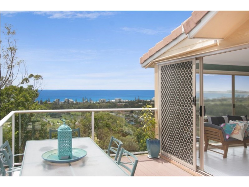 9 Bob Barnard Drive, Tugun QLD 4224