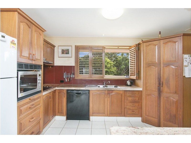 9 Bob Barnard Drive, Tugun QLD 4224