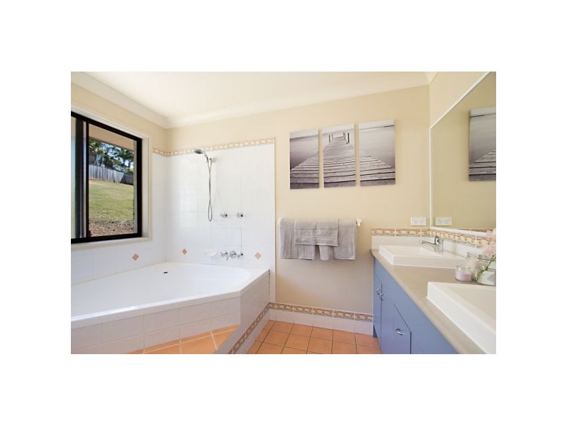 220 Darlington Drive, Banora Point NSW 2486