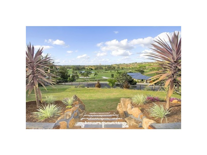 21 Sequoia Court, Banora Point NSW 2486