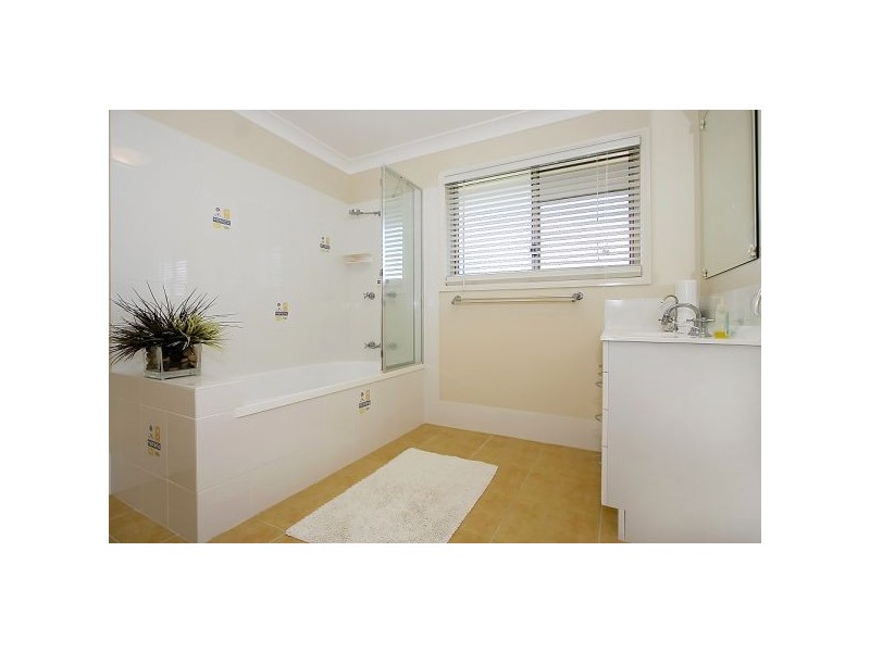 21 Sequoia Court, Banora Point NSW 2486