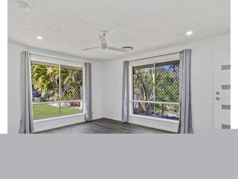 2 Mariners Crescent, Banora Point NSW 2486
