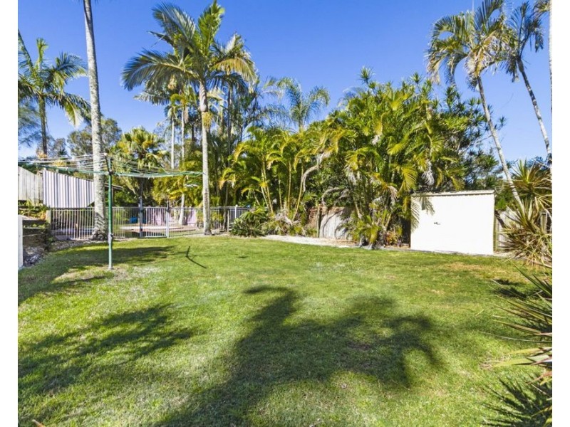 2 Mariners Crescent, Banora Point NSW 2486