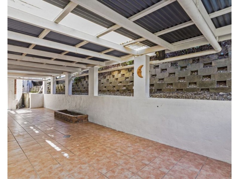 2 Mariners Crescent, Banora Point NSW 2486