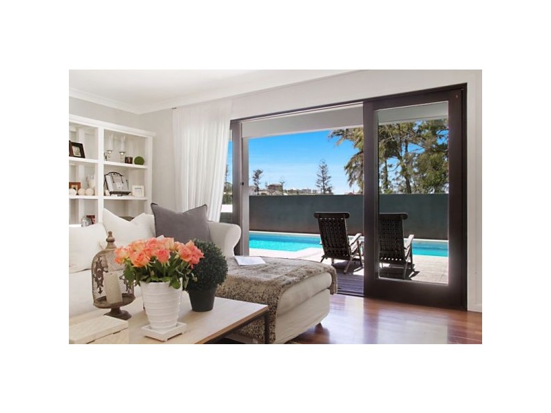 55 Ballow Street, Coolangatta QLD 4225