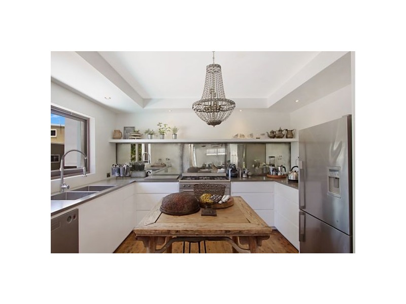 55 Ballow Street, Coolangatta QLD 4225