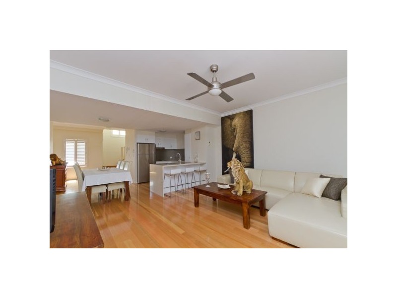 50/5 Hill Street, Rainbow Bay QLD 4225