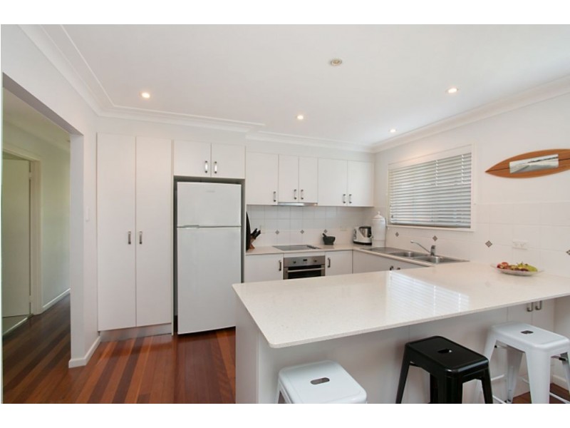 3 Kent Street, Coolangatta QLD 4225