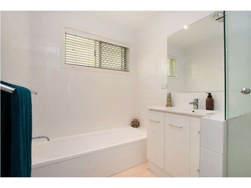 3 Kent Street, Coolangatta QLD 4225