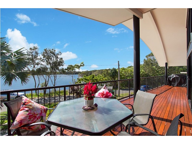 7 Wommin Lake Cres, Fingal Head NSW 2487