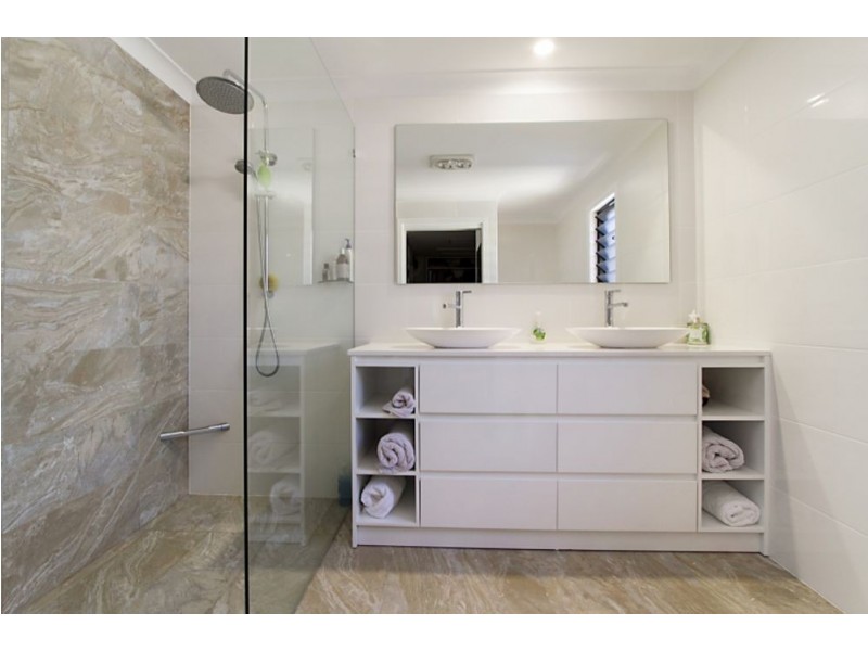 7 Wommin Lake Cres, Fingal Head NSW 2487