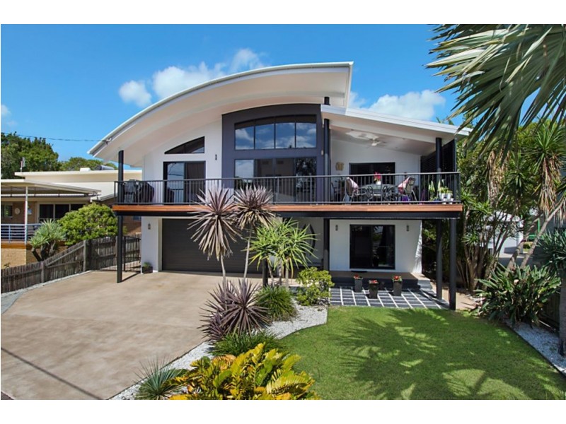 7 Wommin Lake Cres, Fingal Head NSW 2487