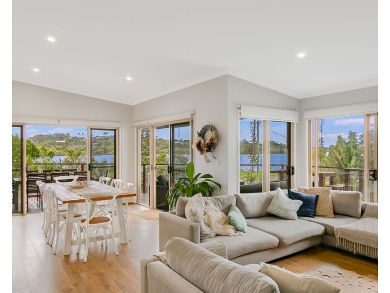 12 Fingal Road, Fingal Head NSW 2487