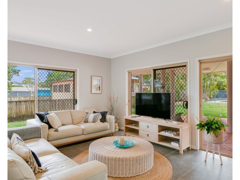 12 Fingal Road, Fingal Head NSW 2487