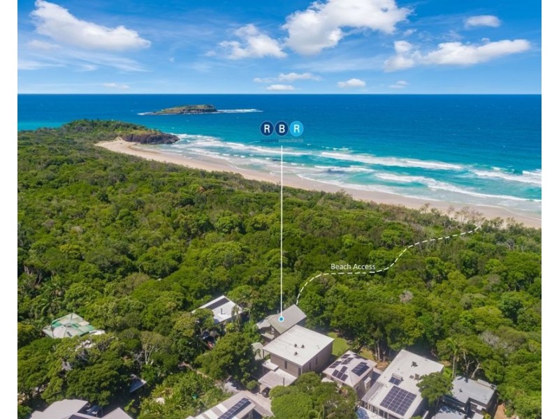 8 Dune Street, Fingal Head NSW 2487