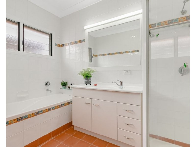 48 Tweed Street, Coolangatta QLD 4225