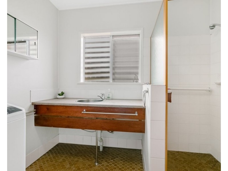 48 Tweed Street, Coolangatta QLD 4225