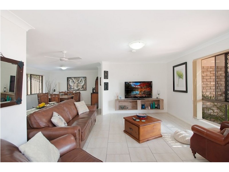 11 Simpson Drive, Bilambil Heights NSW 2486