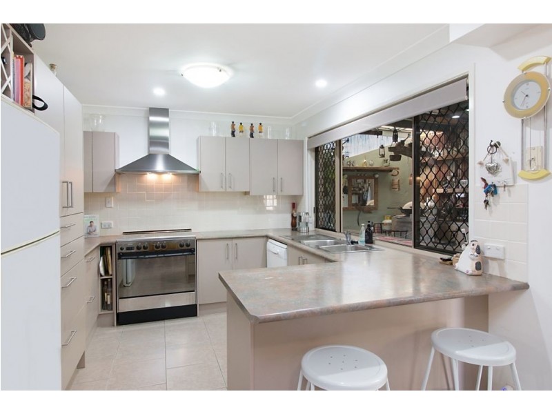 11 Simpson Drive, Bilambil Heights NSW 2486