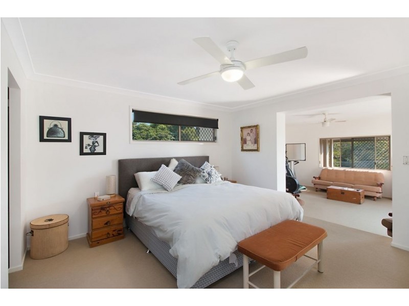 11 Simpson Drive, Bilambil Heights NSW 2486