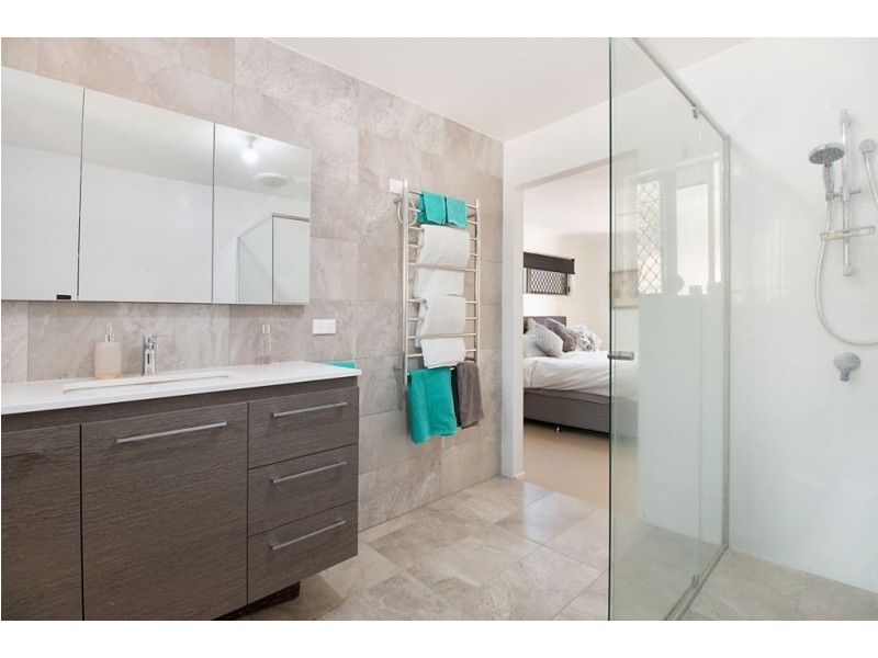 11 Simpson Drive, Bilambil Heights NSW 2486