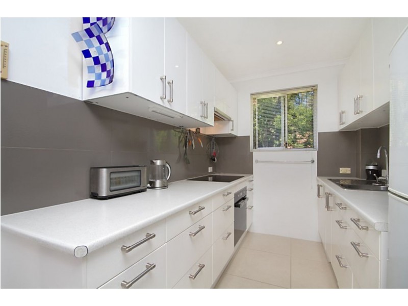 16/28 Miles Street, Kirra QLD 4225