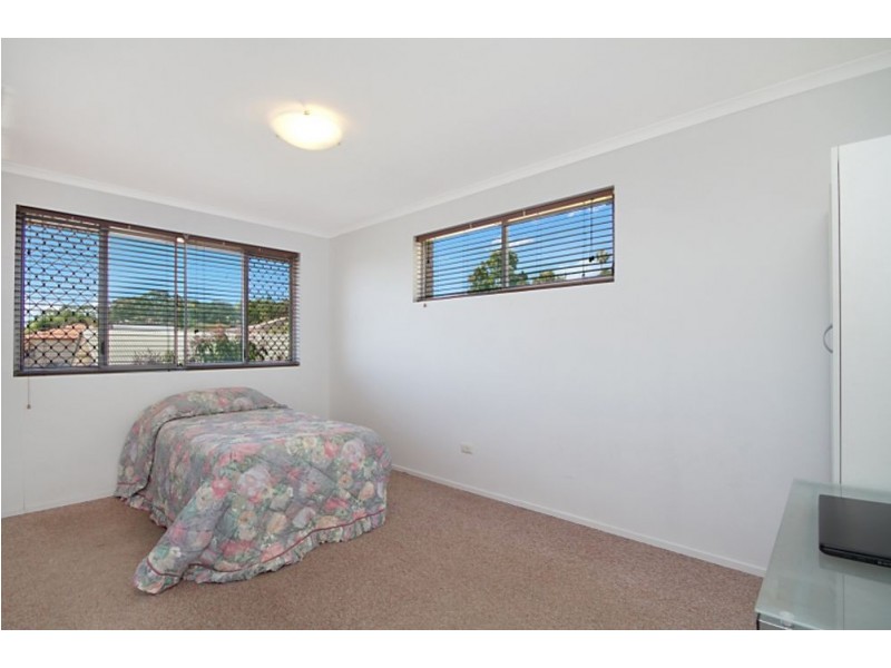 16/28 Miles Street, Kirra QLD 4225