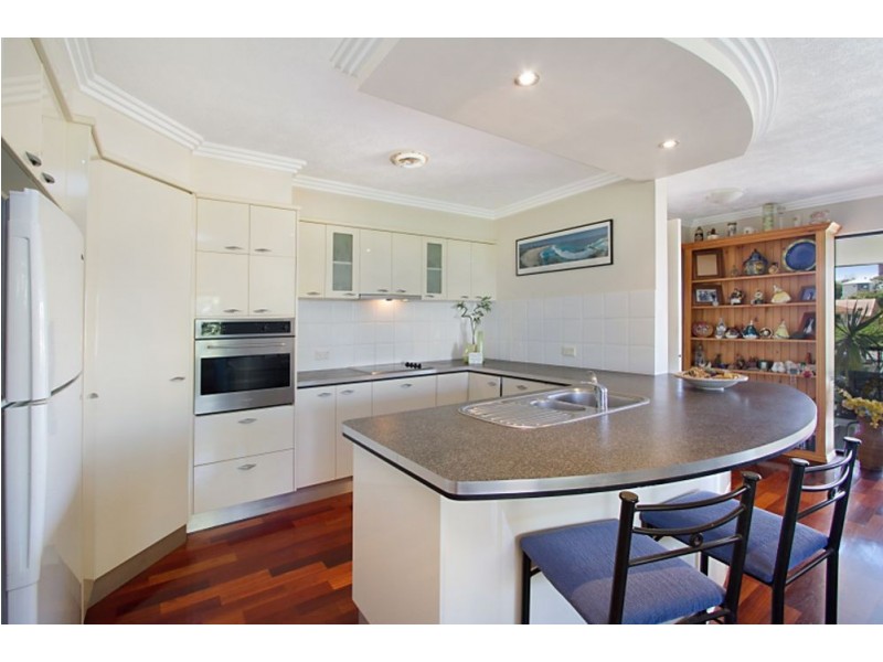 18/72 Dutton Street, Coolangatta QLD 4225