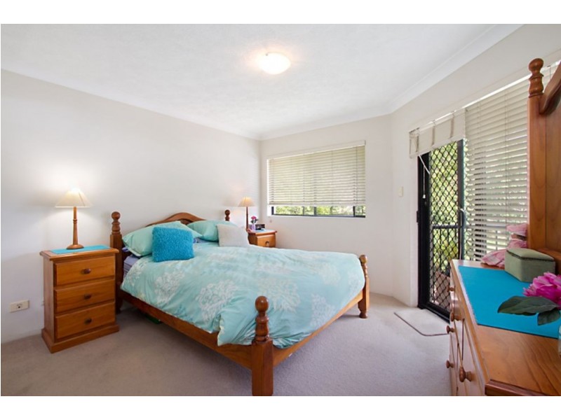 18/72 Dutton Street, Coolangatta QLD 4225