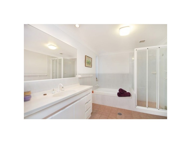 55 Mariners Dr E, Tweed Heads NSW 2485