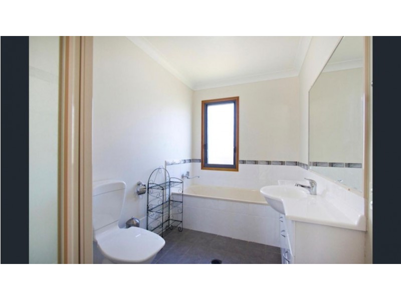 2/100 Dry Dock Road, Tweed Heads South NSW 2486