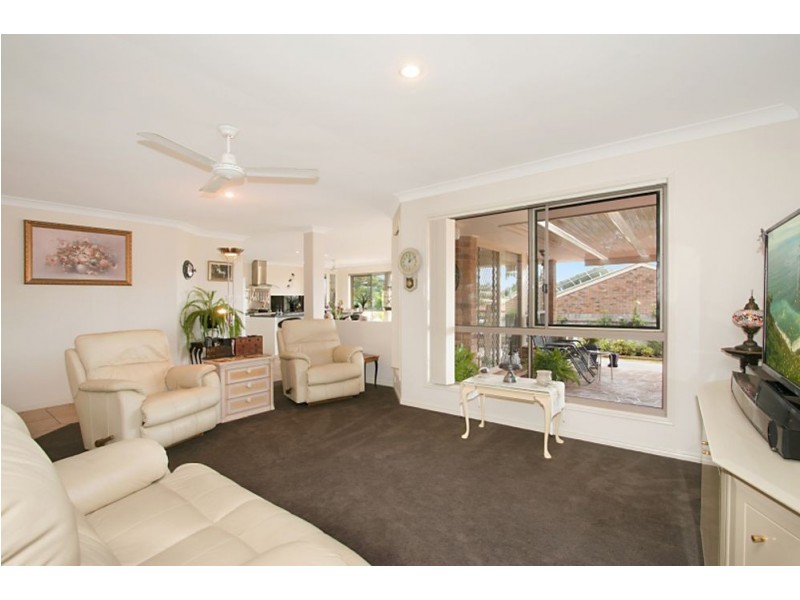 20 Clonakilty Close, Banora Point NSW 2486