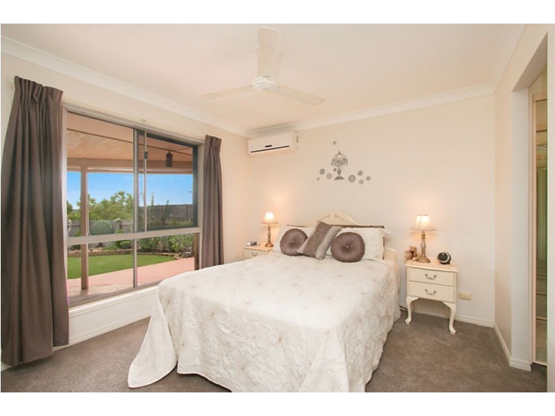 20 Clonakilty Close, Banora Point NSW 2486